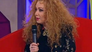 Ţi-o mai aminteşti pe VERONICA A. CARA, considerată cândva cea mai bună prietenă a BIANCĂI DRĂGUŞANU? A trecut printr-o adevărată dramă atunci când...