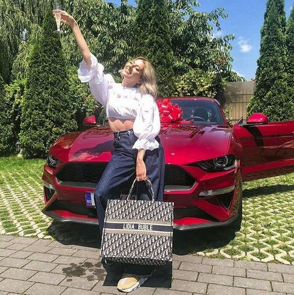 Unde se întâlneau pe ascuns Lidia Buble şi Costin, fratele Elenei Gheorghe. Răzvan Simion va suferi enorm