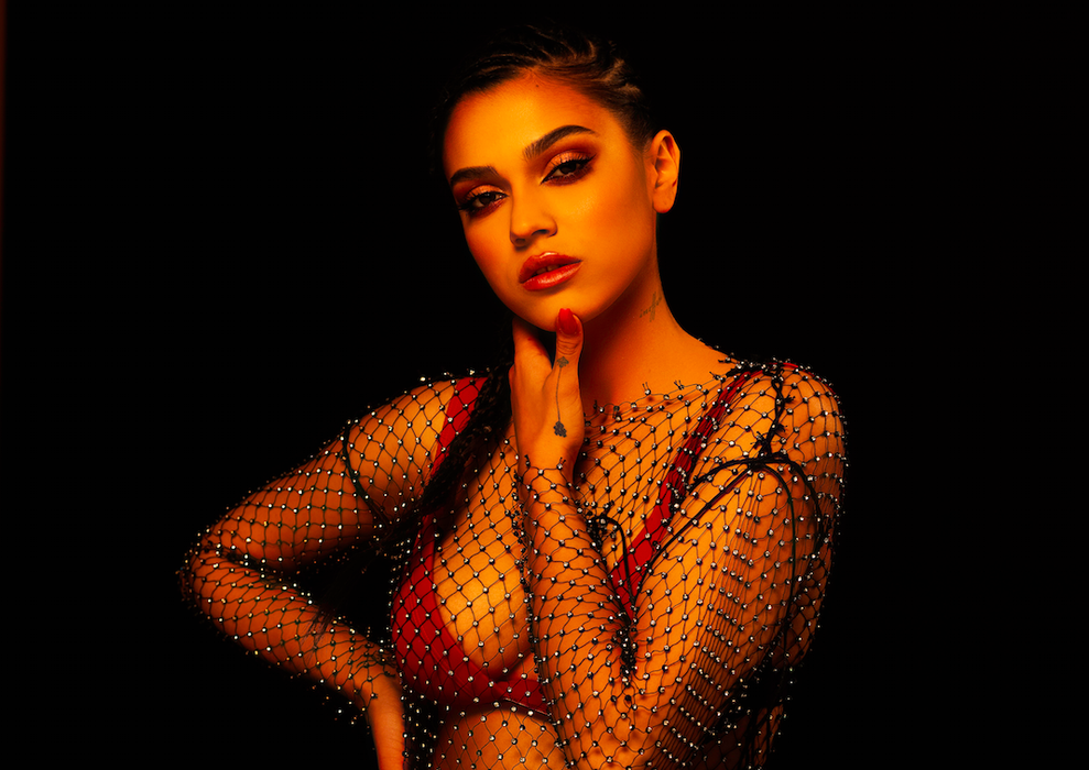 Karmen dă lovitura cu o nouă piesă, „Lock My Hips”! Fiica lui Adi Minune a colaborat cu artistul Krishane