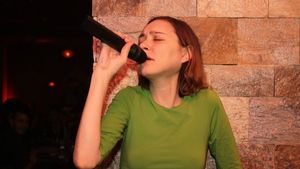 EL a fost iubitul Micai de la "Abracadabra"! A iubit-o enorm, dar ea l-a indepartat