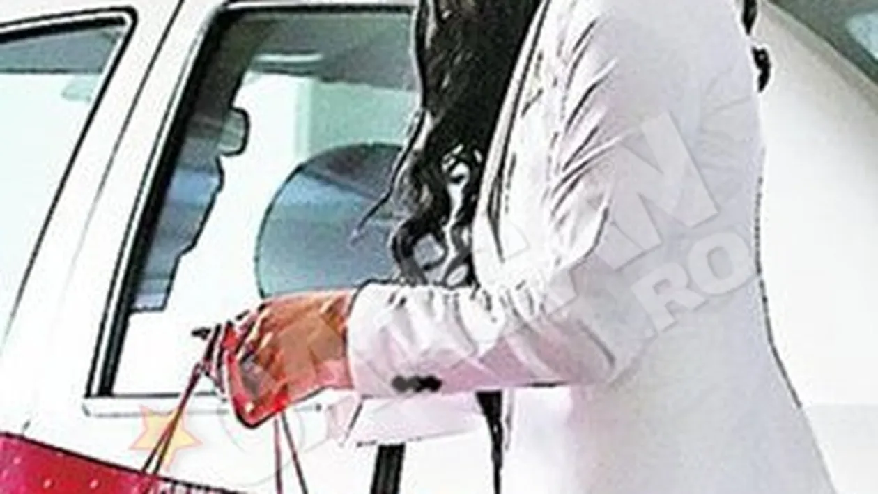 Ami, mama fetitei lui Varciu, si-a pus silicoane de 4.500 de euro