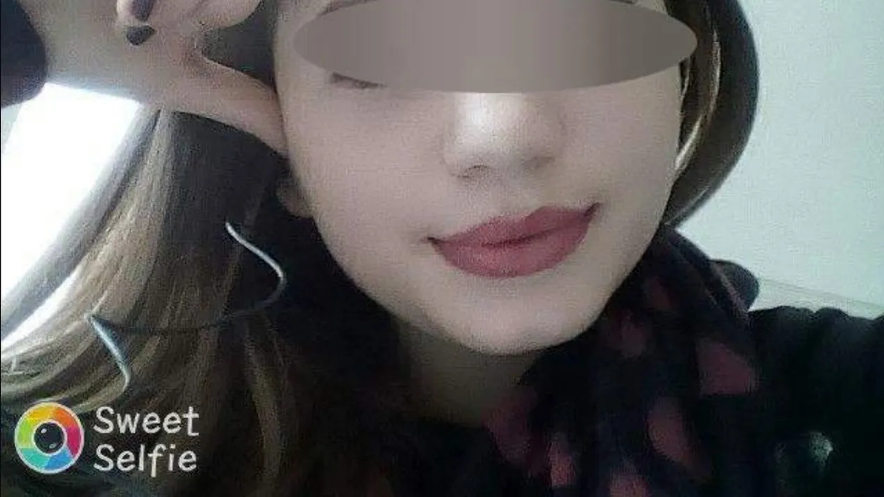 Ea e Nicoleta, fata de 15 ani din Suceava care s-a spânzurat de teama că părinţii ar afla că e însărcinată. Mesajul dureros postat de sora ei