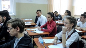 Cum se rezolvă subiectele la limba și literatura română, la simularea pentru Bacalaureat 2019