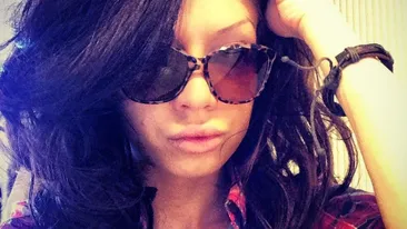 Continua seria arogantelor! Moldoveanca cu Porsche pe negru va deveni icoana pitipoancelor