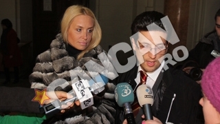 Piti isi neglijeaza copilul! Victoria Bochina: "Imi doresc ca acest litigiu sa se termine cat mai repede pentru ca baietelul meu este afectat de publicitatea iscata in jurul lui"