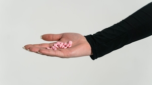 Ce a pățit un bărbat după ce a făcut abuz de suplimente alimentare? Medicii au fost șocați