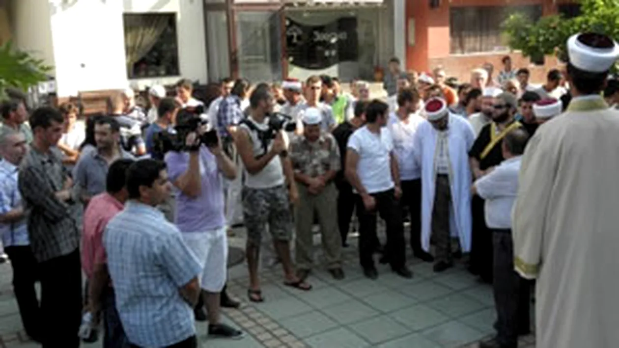 Premierul bulgar, blestemat sa-si rupa piciorul de un cleric musulman