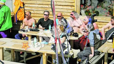 Zapada are un metru, iar temperatura a ajuns la 15 grade. Plaja si schi la Cota 2000