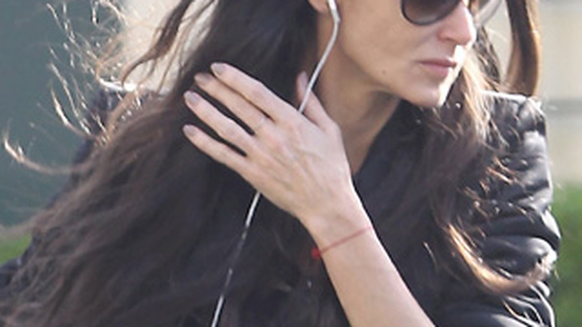 O alta vedeta in pericol de moarte! Demi Moore se "autodistruge prin infometare si supradoze de medicamente"