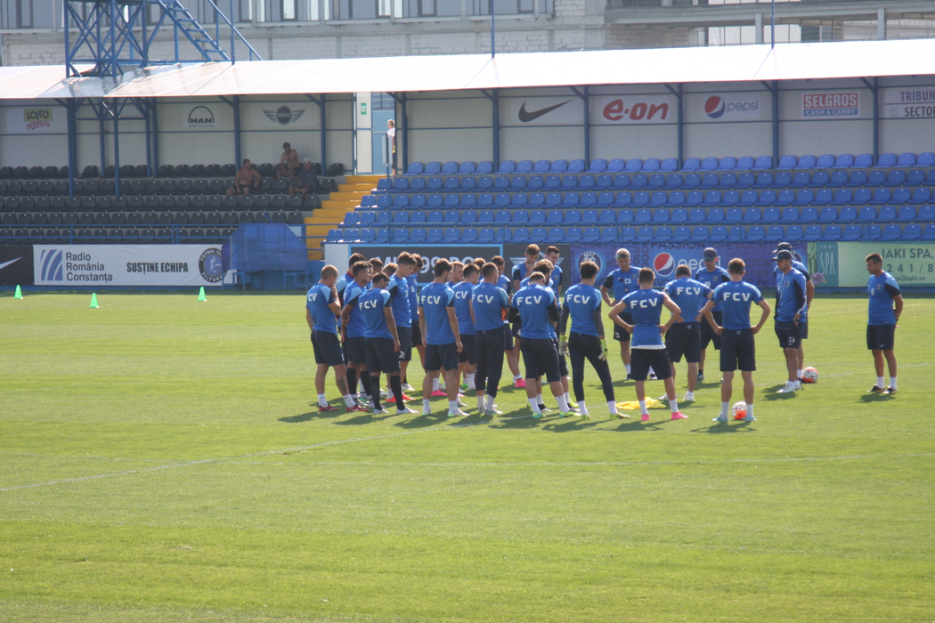 Iubita îl acuză pe unul dintre fotbaliștii-vedetă ai lui Hagi