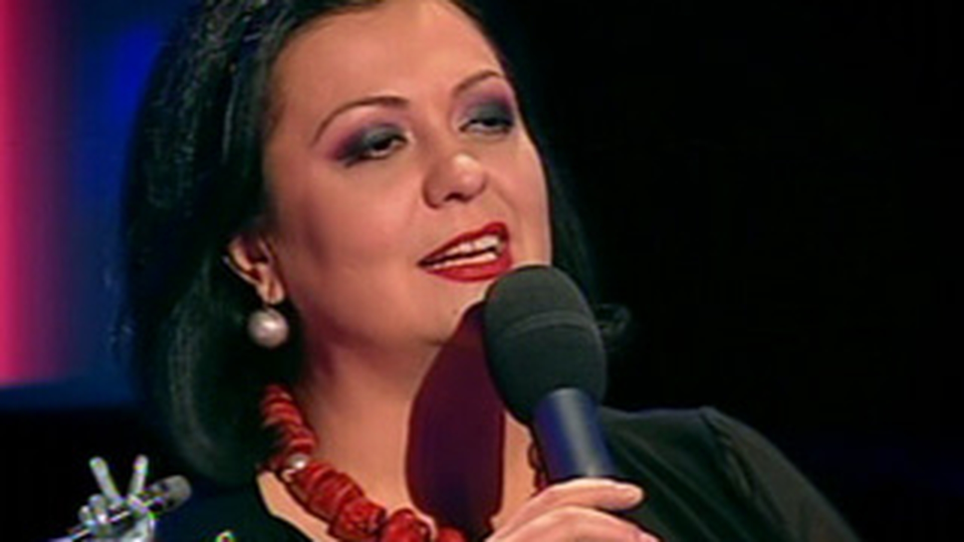 Monica Anghel i-a certat pe concurentii lui Horia Brenciu: "Mi se pare lipsa de respect fata de toata lumea asta care este aici!"