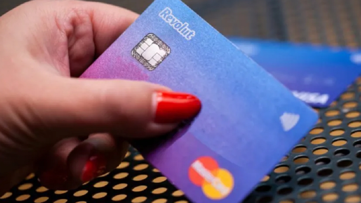 Victorie uriașă pentru Revolut! Nu se mai poate pune poprire pe conturile clienților