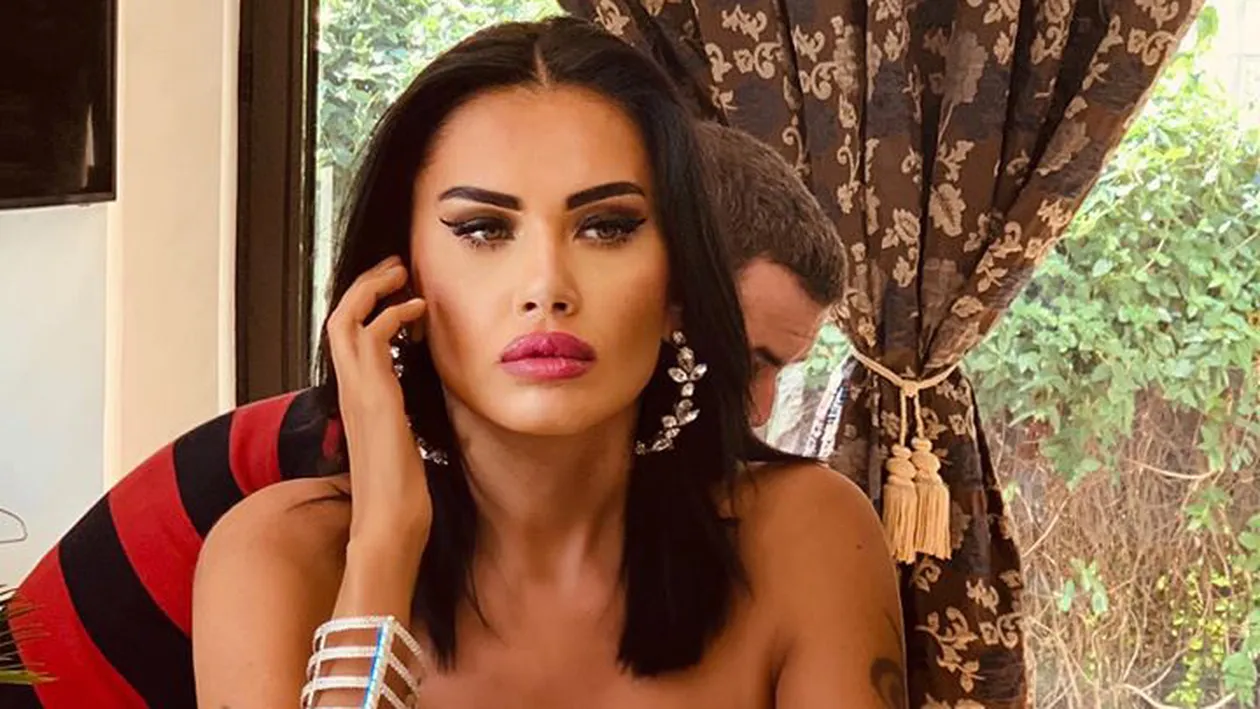 Oana Zăvoranu a încins spiritele pe Internet. A pozat provocator şi a postat imaginea pe Instagram