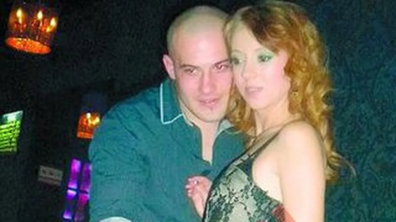 Se muta in patul ei!