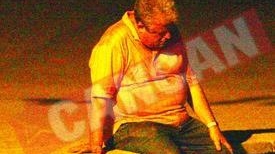 Prins cu amanta pe bordura la mare