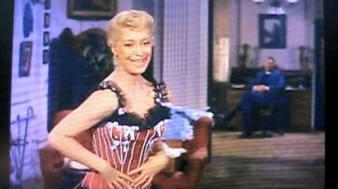 Doliu în lumea artistică! Actrița și cântăreața Carol Channing s-a stins din viață la 97 de ani