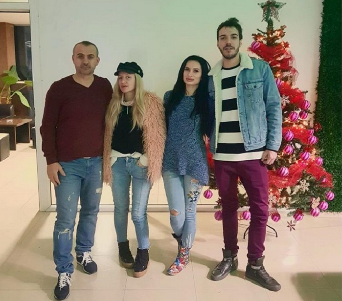 Scandal în familia de la „Insula Iubirii”! Replici acide, după ce „şi-a tunat” faţa: „Nu comenta, fă!”