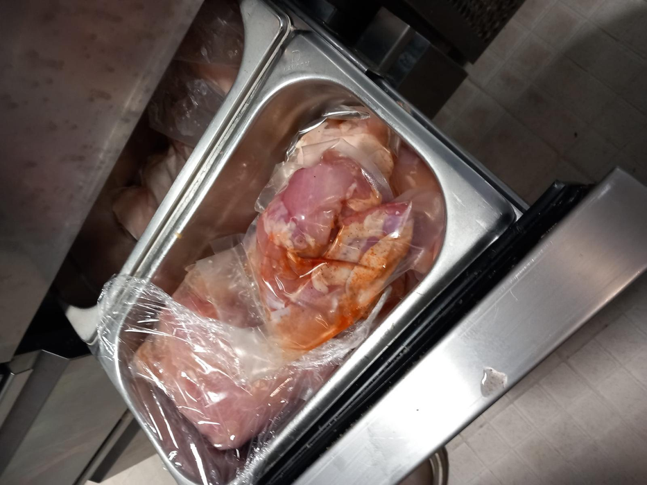 Ce au pățit 3 familii după ce au mâncat într-un restaurant din Harghita! Piedone a intrat iar în acțiune, imaginile sunt de nedescris
