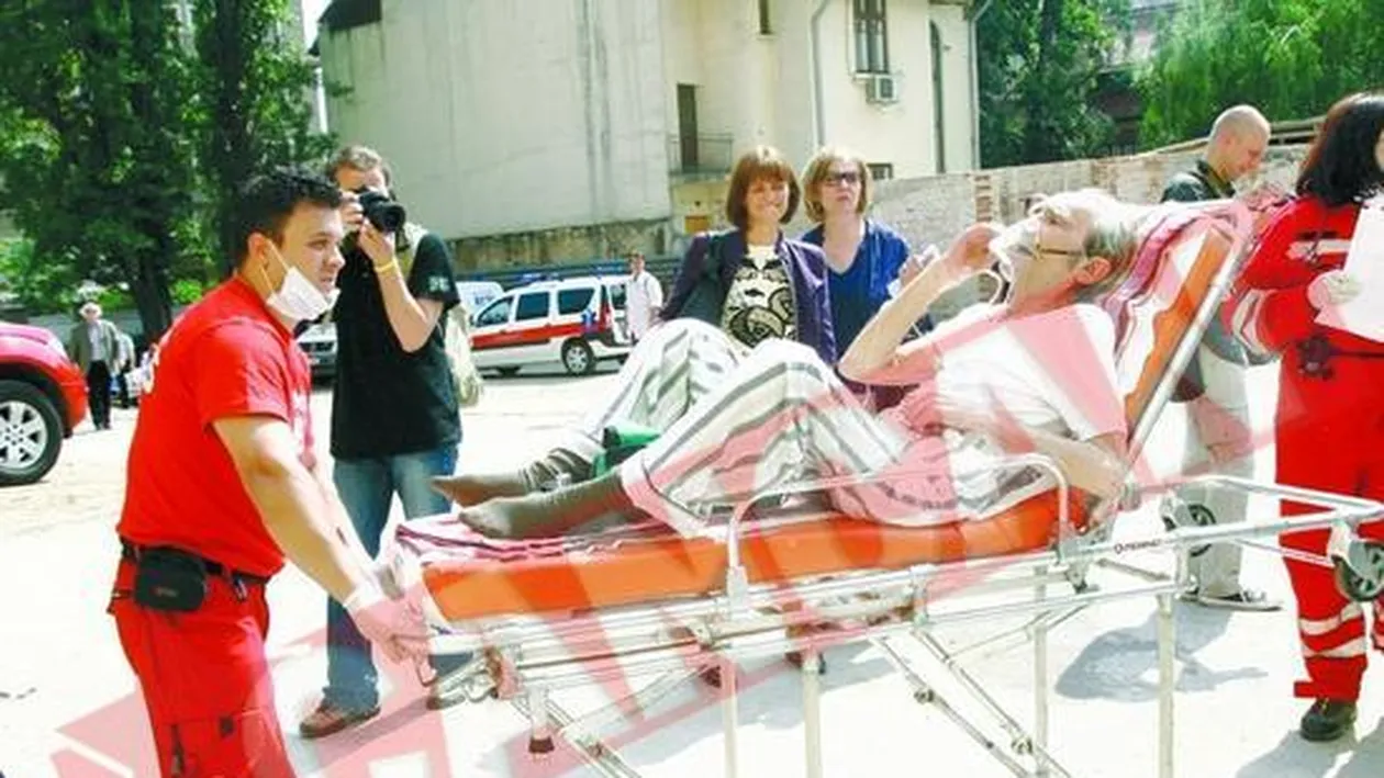 Au scos sase pacienti din flacari!