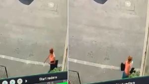 O femeie din Slatina a fost surprinsă în timp ce fura încălțămintea pusă la uscat, ziua în amiaza mare, în fața unui bloc | VIDEO