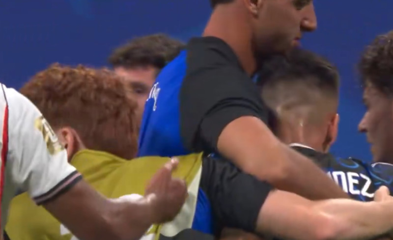 Scandal uriaș la Mondial! Jude Bellingham l-a lovit pe Valentin Barco după eșecul Angliei cu Argentina