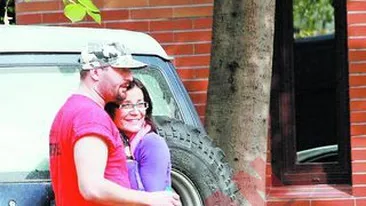 Si-a tras o iubita cuminte