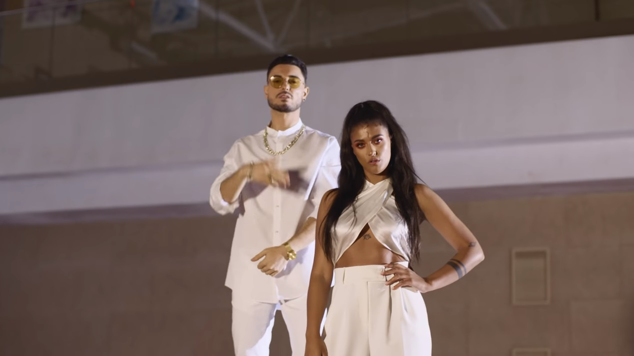 Antonia, apariție provocatoare în cel mai nou clip, lansat în colaborare cu Faydee! Versurile melodiei “Trika Trika” îți dau un vibe pozitiv