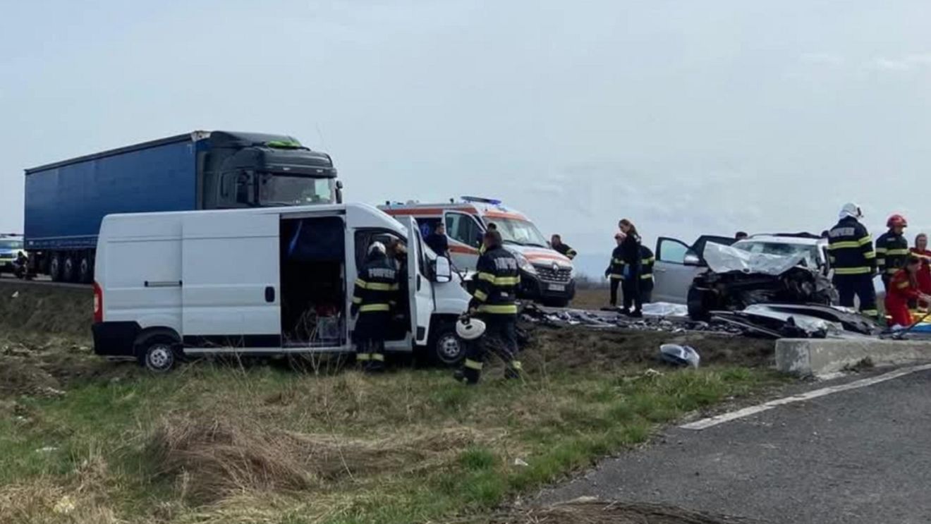 Accident grav pe DN1! Două persoane au murit și alte două au fost transportate în stare gravă la spital
