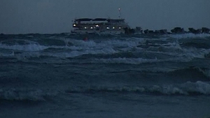 Toate porturile navale şi fluviale din Constanţa, închise din cauza vântului puternic