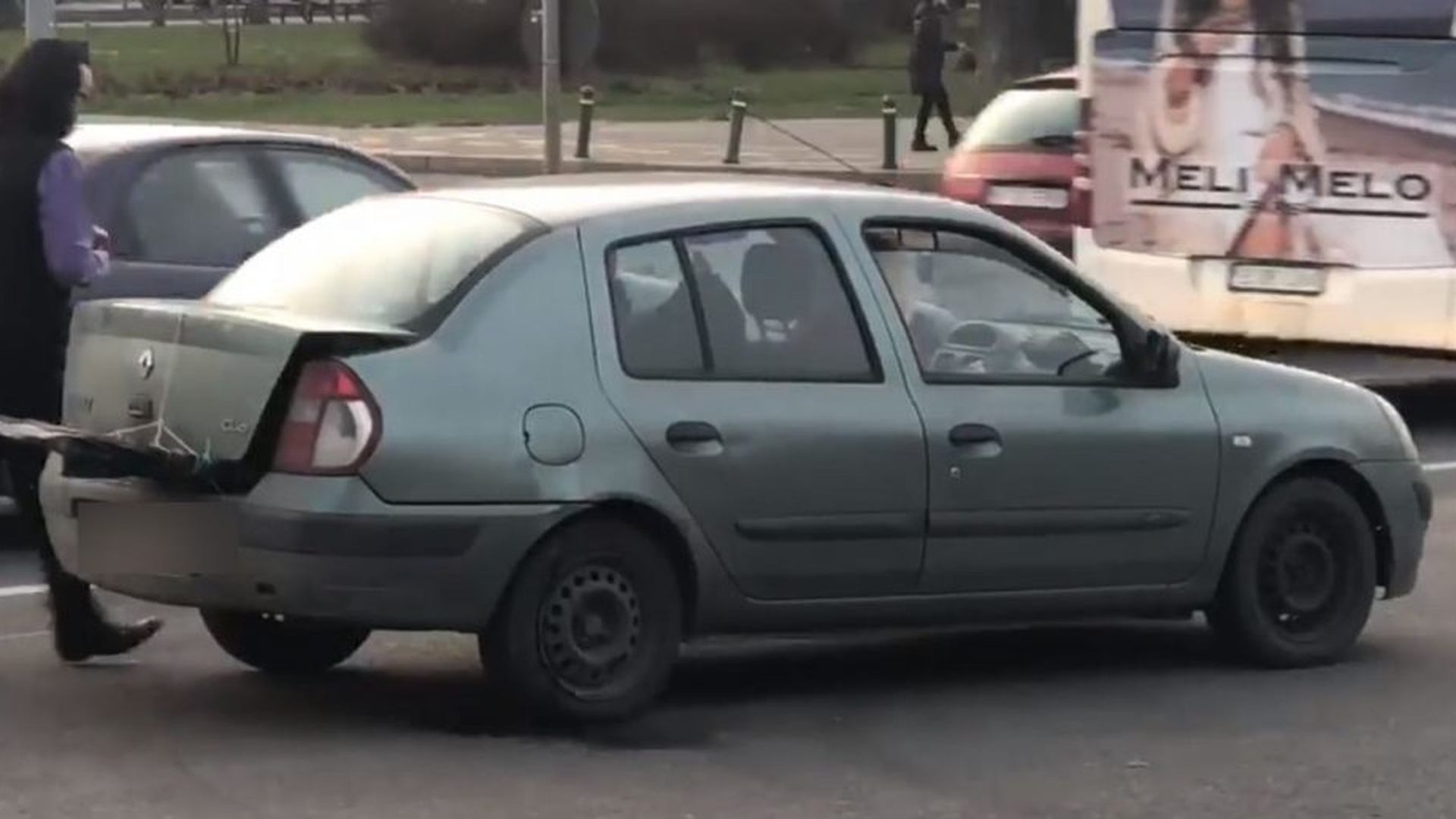 Miron Cozma a rămas fără benzină în mijlocul intersecției! Ce a făcut „luceafărul huliei” a stârnit hohote de râs