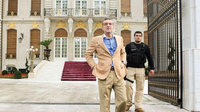 Dezvaluire grea de tot! Becali nu mai este proprietarul palatului din Aviatorilor - Nu o sa crezi al cui este acum: "Nu vreau sa stie nimeni nimic, vreau sa fac infractiuni"