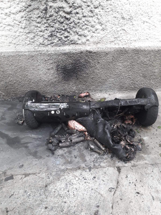 La un pas de tragedie! Hoverboard-ul unui puști din București a sărit în aer, după ce a luat foc. Micuțul a scăpat ca prin minune