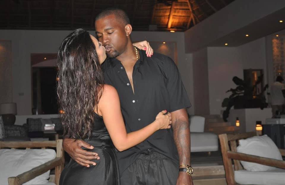 Kim Kardashian a primit o lovitură cruntă din partea lui Kanye West: “Înainte să solicite divorțul, el și-a schimbat numărul”. Decizia incredibilă luată de rapper