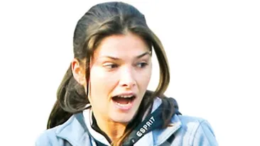 Pune la loc tot ce arde! Alina Puscas se rasfata cu fast-food-uri dupa ora de jogging