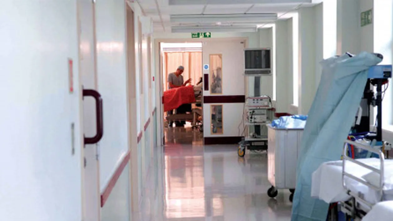 Familia unei paciente care a murit în Spitalul Județean Constanța face acuzații grave: ”Îi aruncau mâncarea pe jos”