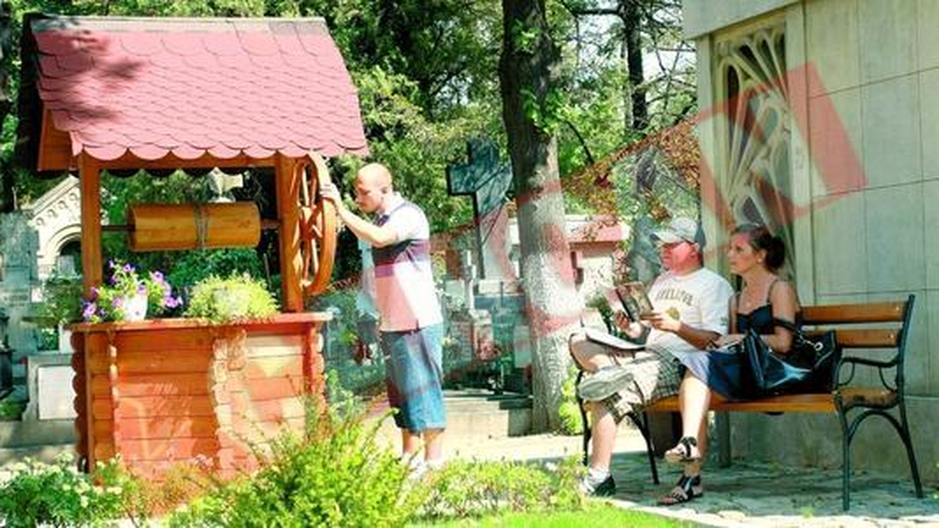 Bine ati venit in parculetul din cimitirul Bellu!