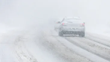 Ninge 11 zile fără oprire, în România! Zonele în care iarna va lovi năprasnic