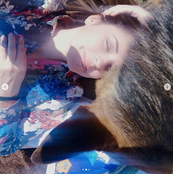 Andreea Marin, momente de dragoste cu iubitul, în izolare: ”Azi am hotărât să fim una cu natura!” FOTO