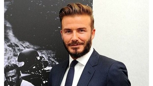 Ce vedeta de la noi a dat nas in nas cu David Beckham? Imagini de zile mari!
