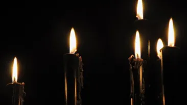 Deces în timpul zborului! Pilotul unui avion de pasageri a murit