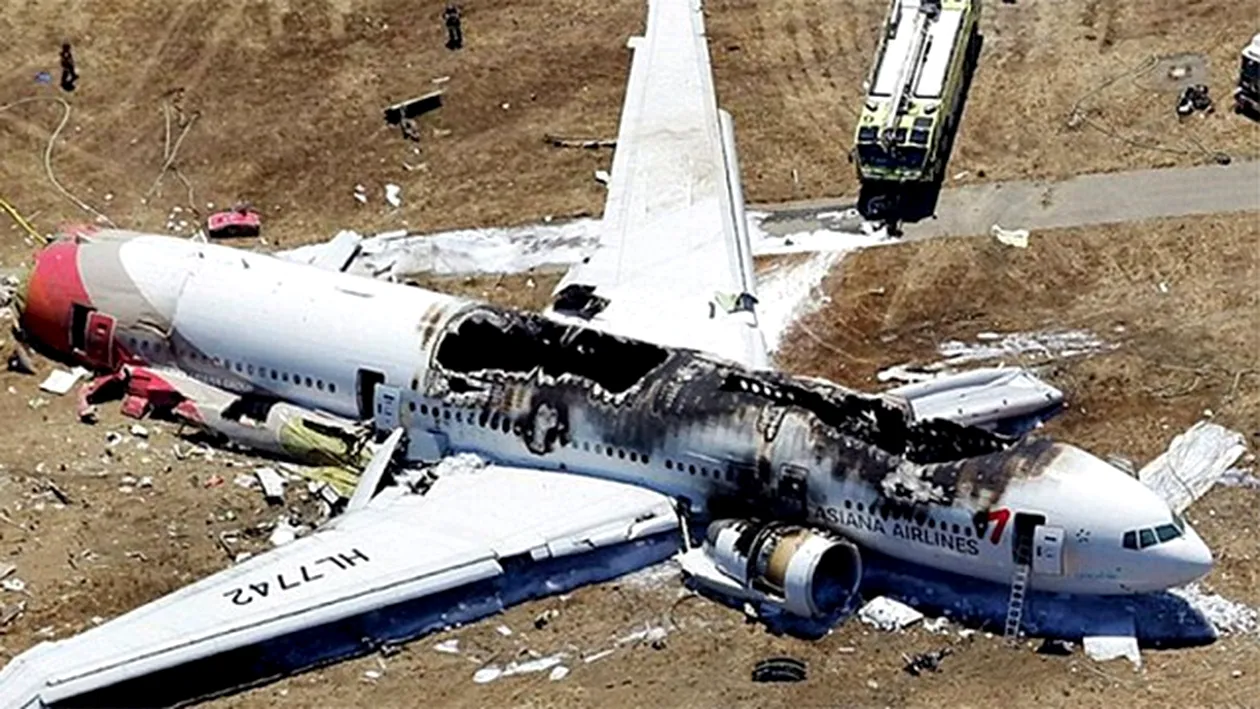 Mărturiile unui pasager al avionului care s-a prăbuşit în San Francisco: Zbura deja la altitudine foarte joasă