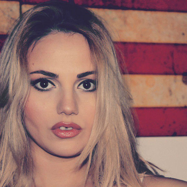 Cât s-a schimbat Selena, ex-Candy, la 14 ani de când s-a destrămat trupa. Cum își câștigă banii acum