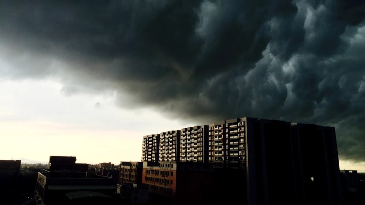 Furtuna Babet se apropie și meteorologii AccuWeather avertizează populația din Marea Britanie de pericol