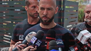 Andrew Tate, otrăvit la închisoare? Continuă să se plângă de condițiile grele