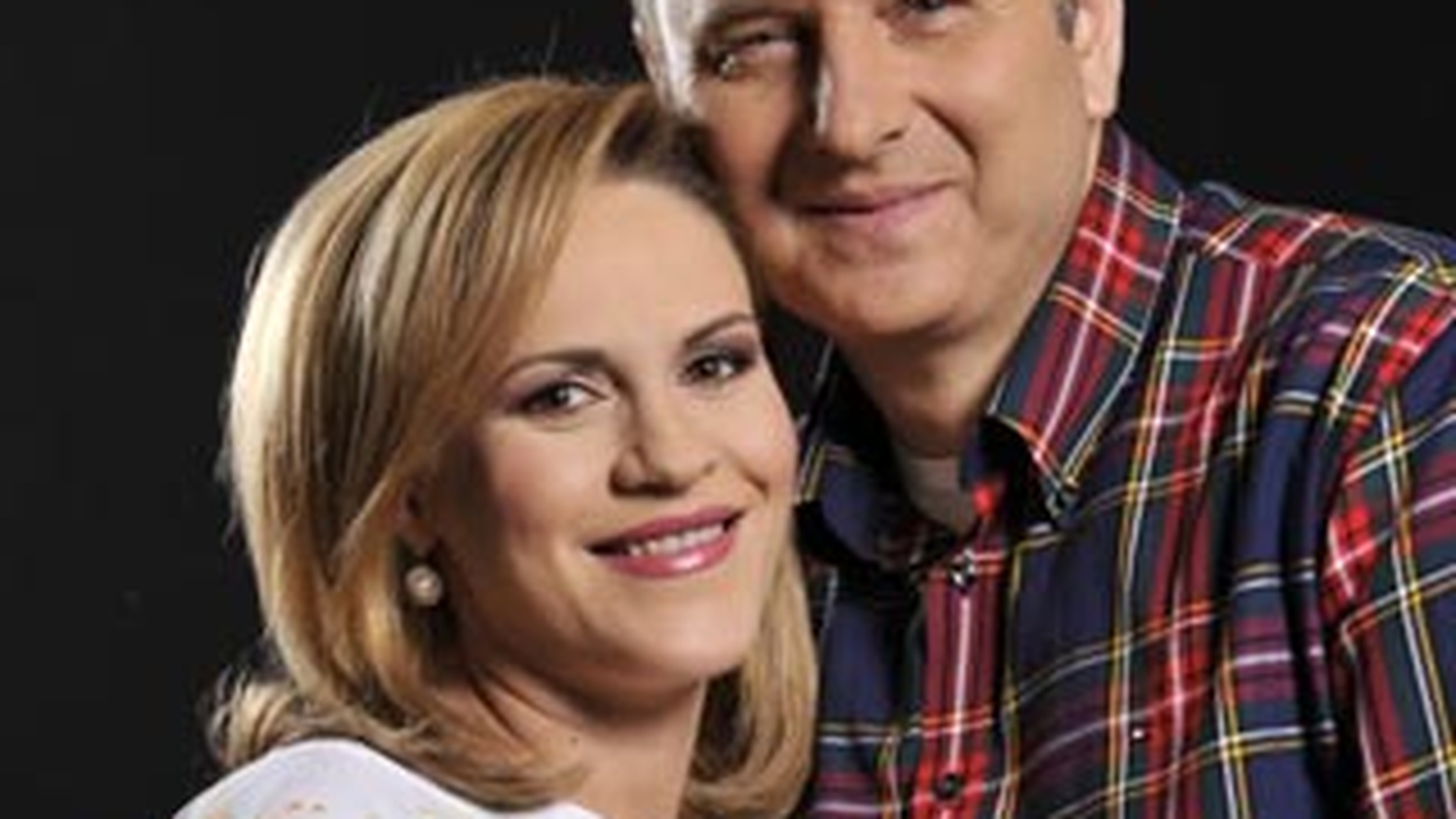 "Albinuta" a implinit 40 de ani! Uite ce dedicatie frumoasa i-a facut Florentin Pandele pe Facebook!
