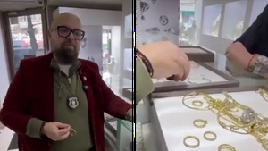 Fier în bijuteriile din Iași și Suceava. Piedone de la ANPC a făcut descoperirea: ”Înșelați consumatorii”