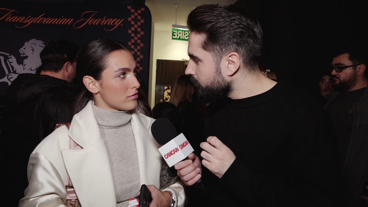 Alexia Eram: "El mănâncă clasic, piept de pui cu orez, se găsește cam la orice restaurant, deci am dreptul să aleg. Deci eu aleg!" (Foto: captură video)