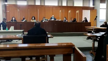 Un român și-a omorât iubita în Italia, pentru că bănuia că îl înșela cu o prietenă. Ce a dezvăluit asasinul în fața magistraților: “M-am simțit ca un sclav”