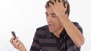 Coșmarul pe care Coleen îl trăiește alături de soția sa. Chiar dacă știe că îl înșală, nu poate divorța de ea