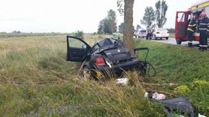 FOTO | Acccident groaznic la Suceava! O femeie a murit